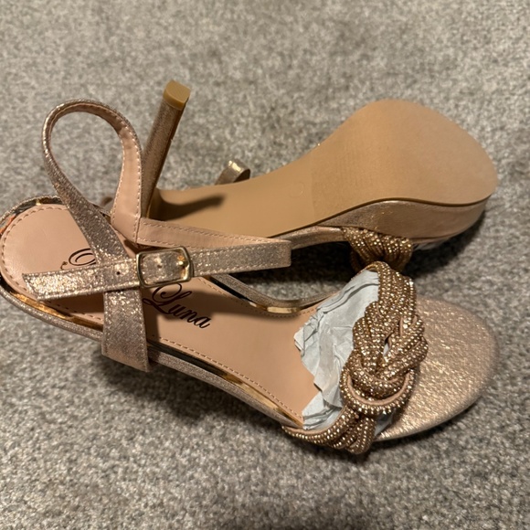 Brand New Heels - Picture 3 of 4